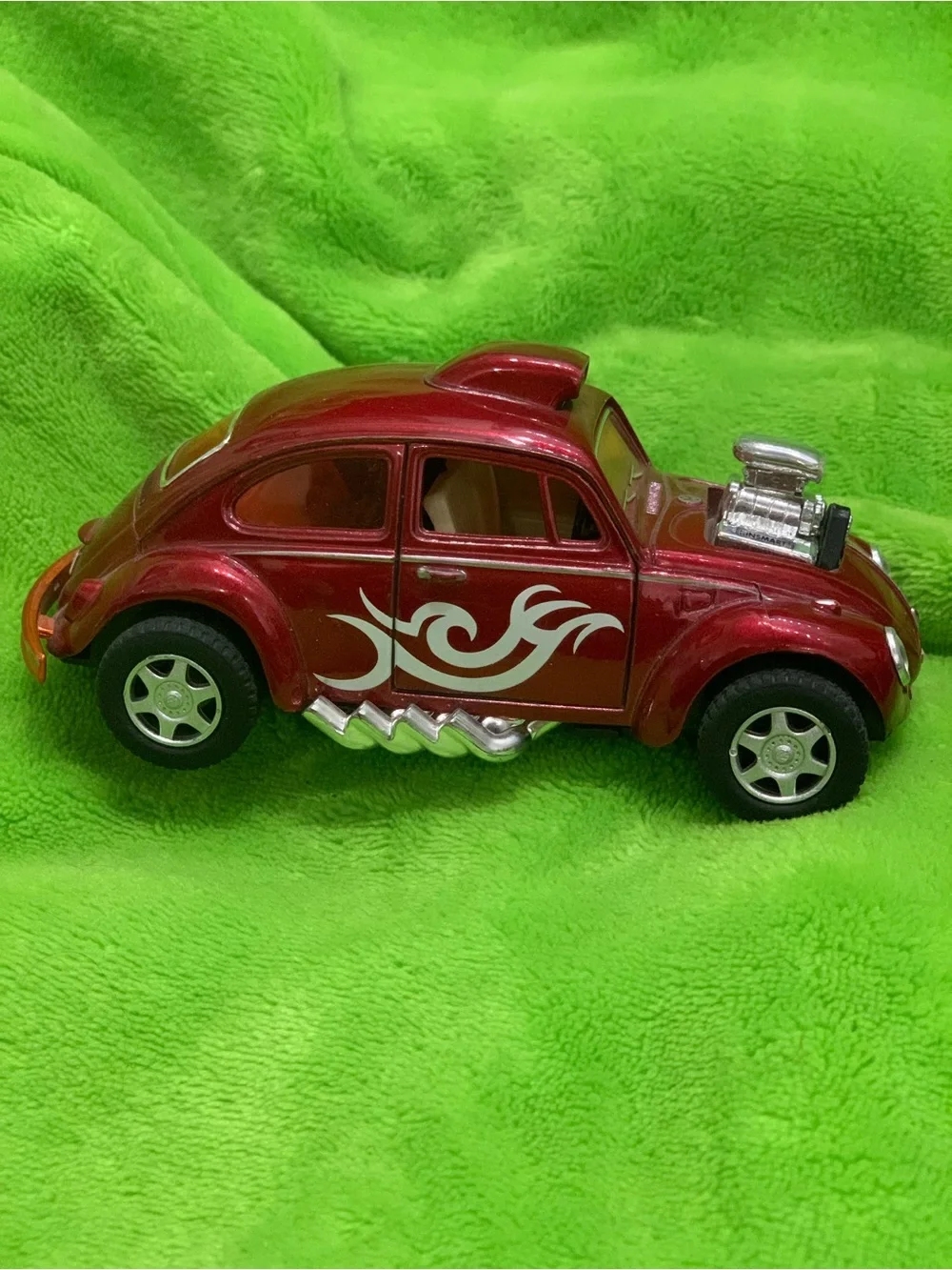 Red Metallic Classic Beetle Toy Car with White Flames - Kids Toys